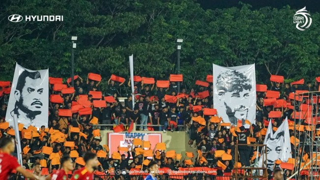Suporter Persijap. (Instagram @liga1match)